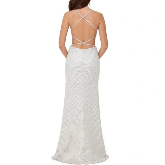 Betsy & Adam Open-back Metallic Mermaid Gown Silver Formal Dress - Picture 2 of 8